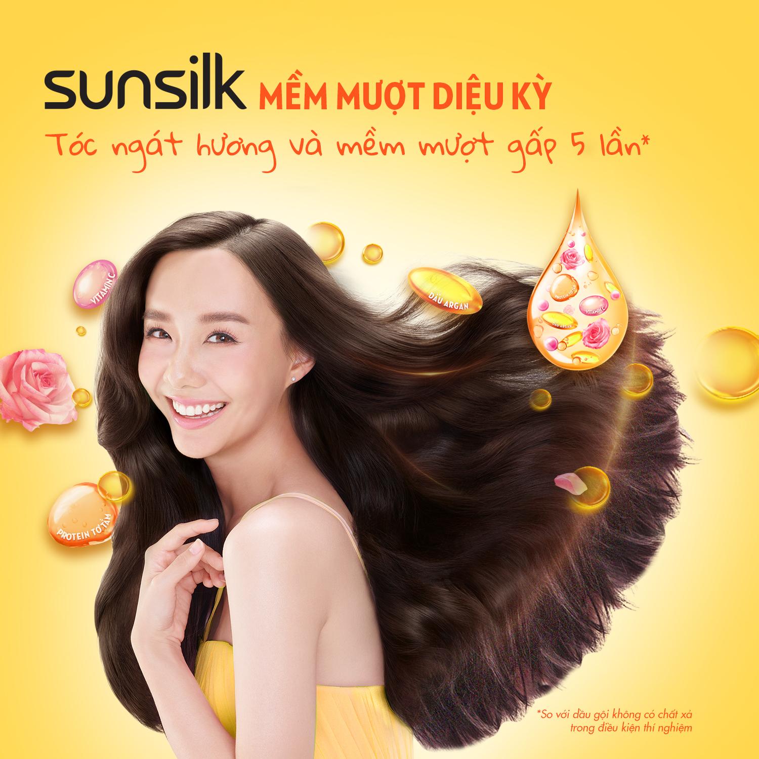 Dầu gội Sunsilk Mềm Mượt Diệu Kỳ 1.4kg giúp tóc ngát hương mềm mượt gấp 5 lần với dầu Argan, Protein Tơ Tằm và Vitamin C