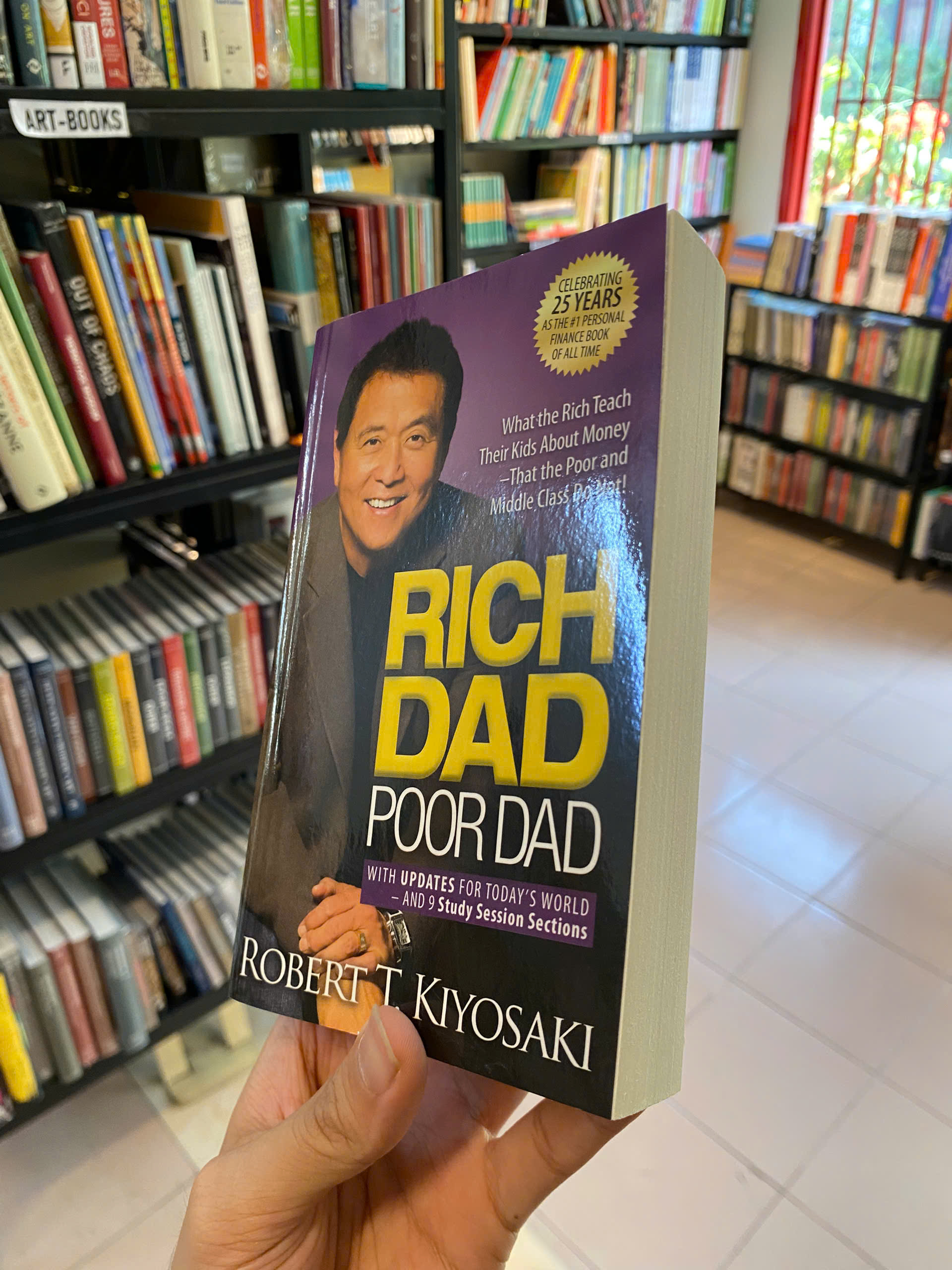 Sách - Rich Dad Poor Dad by Robert T. Kiyosaki | Finance / Business / Nonfiction in English