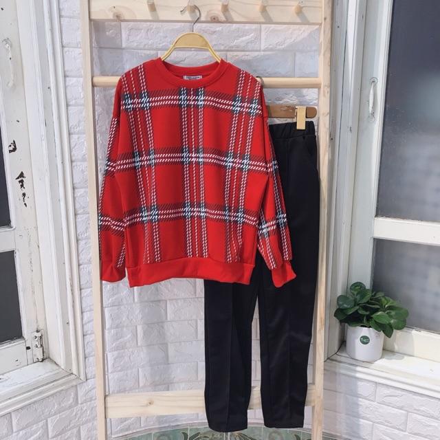 Set bộ áo kẻ đỏ quần đenDA CÁ CHÉO ĐẸP