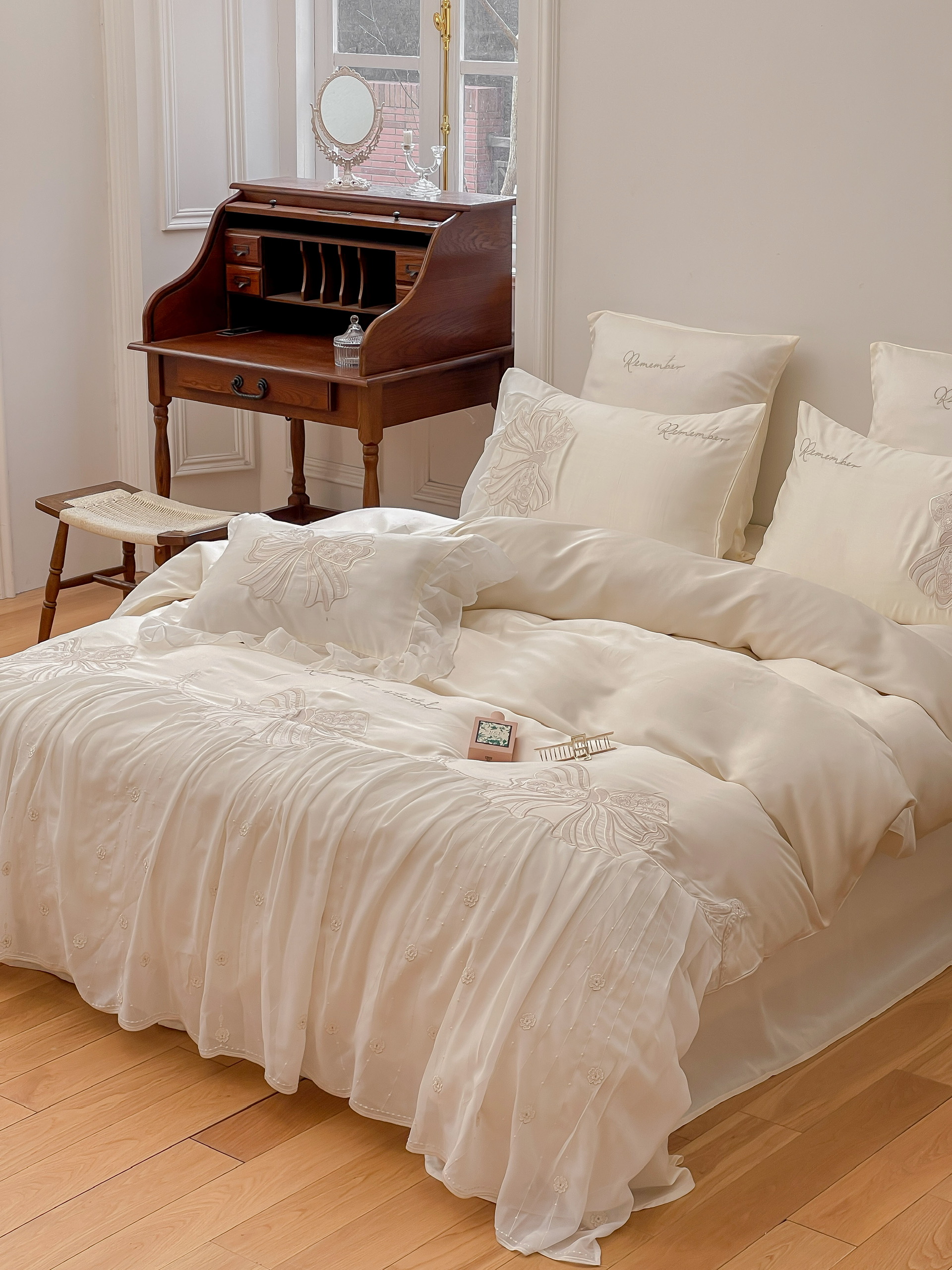 Bộ Chăn Ga Gối Cao Cấp Lụa Tencel 80S Phong Cách Pháp Hin Home Bedding Bộ Drap Giường Sang Trọng