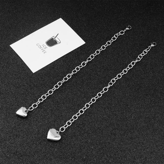 Set 2 vòng đeo tay trái tim cho nam và nữ