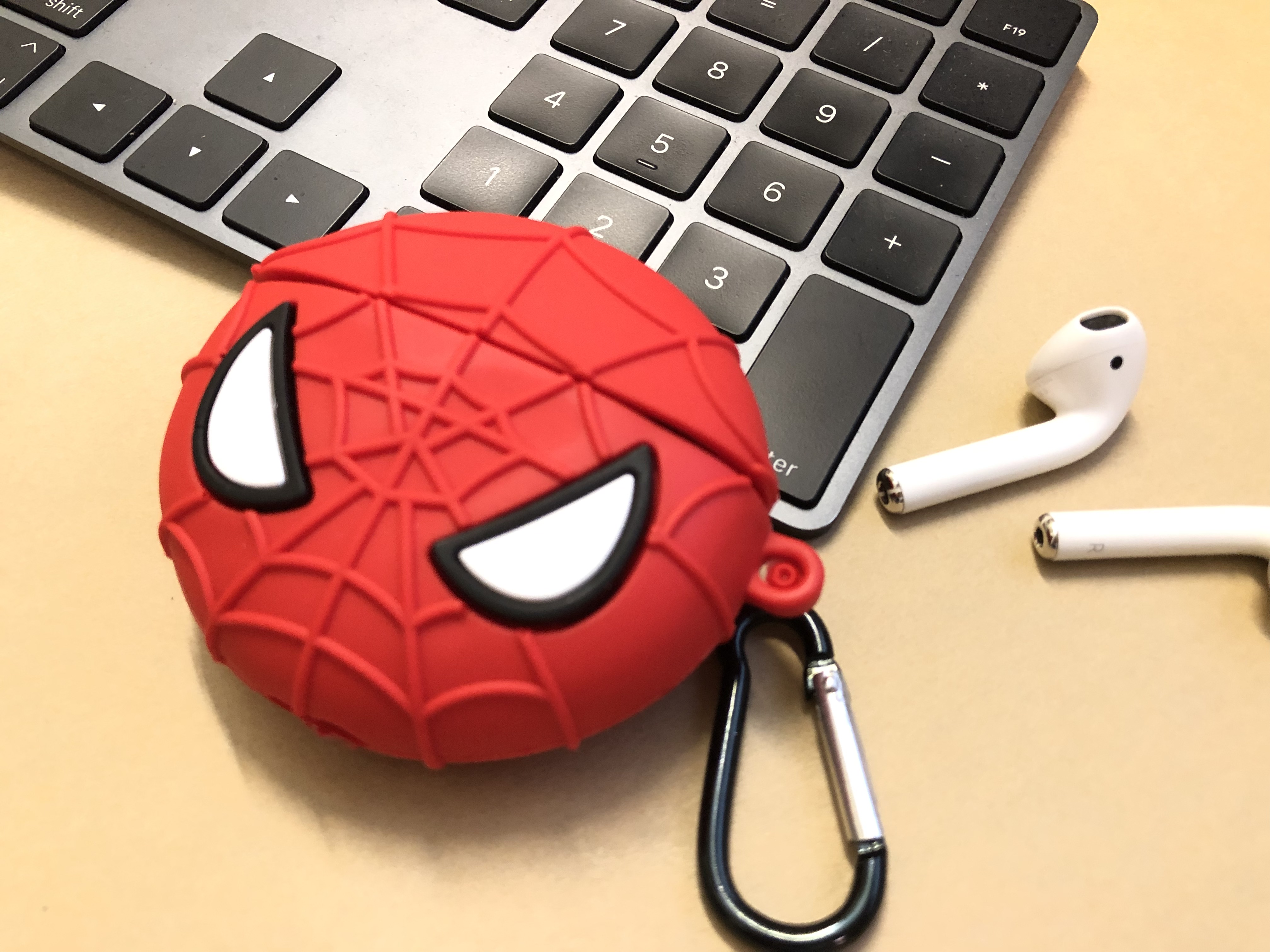 AIRPODS CASE BAO CASE SILICON VỎ ỐP SILICON BẢO VỆ CHO TAI NGHE AIRPODS 1, AIRPODS 2, AIRPODS PRO SIÊU ANH HÙNG AVENGERS HÌNH NGƯỜI NHỆN SPIDERMAN