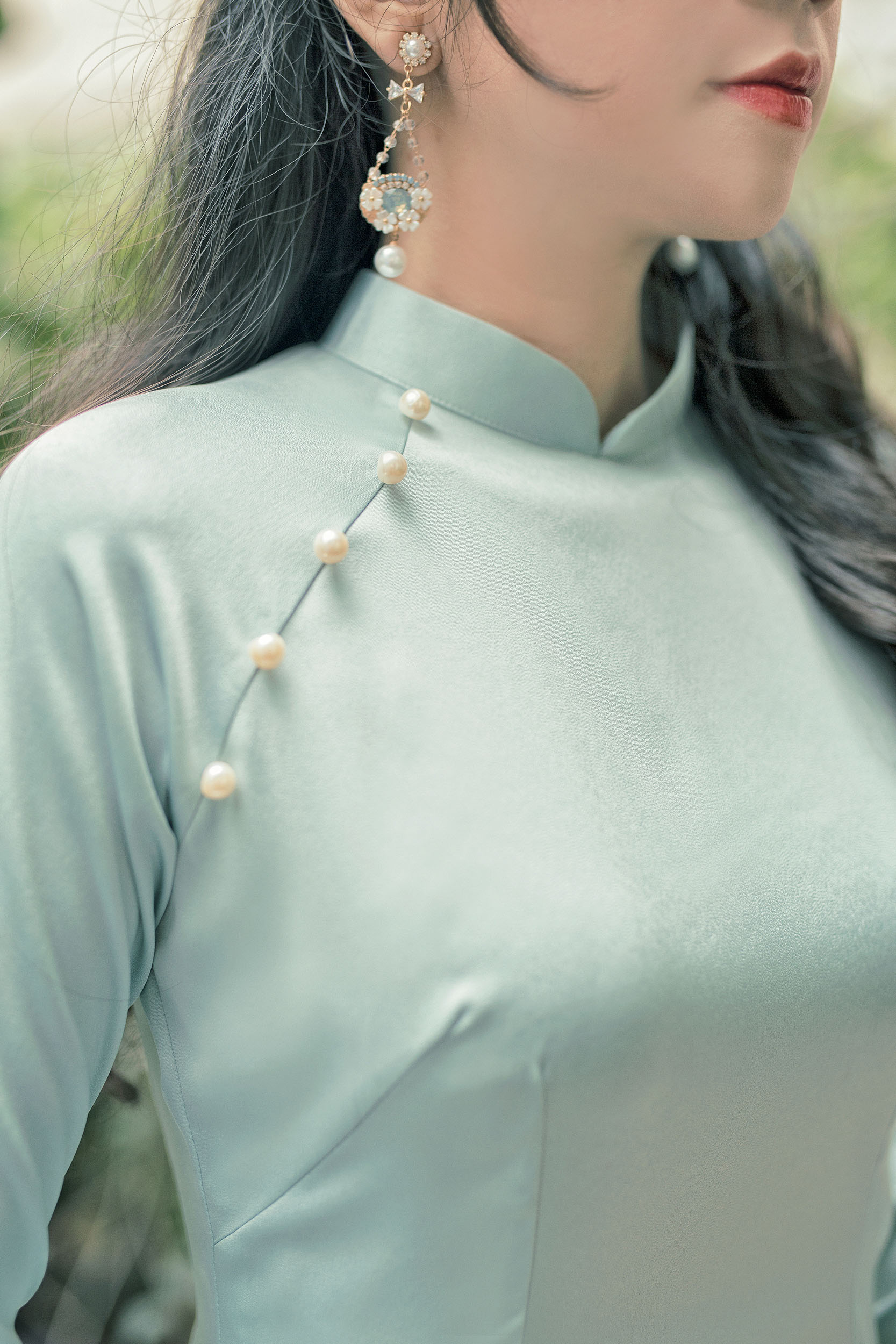 Sumire Store Áo dài Truyền thống Tú Vân