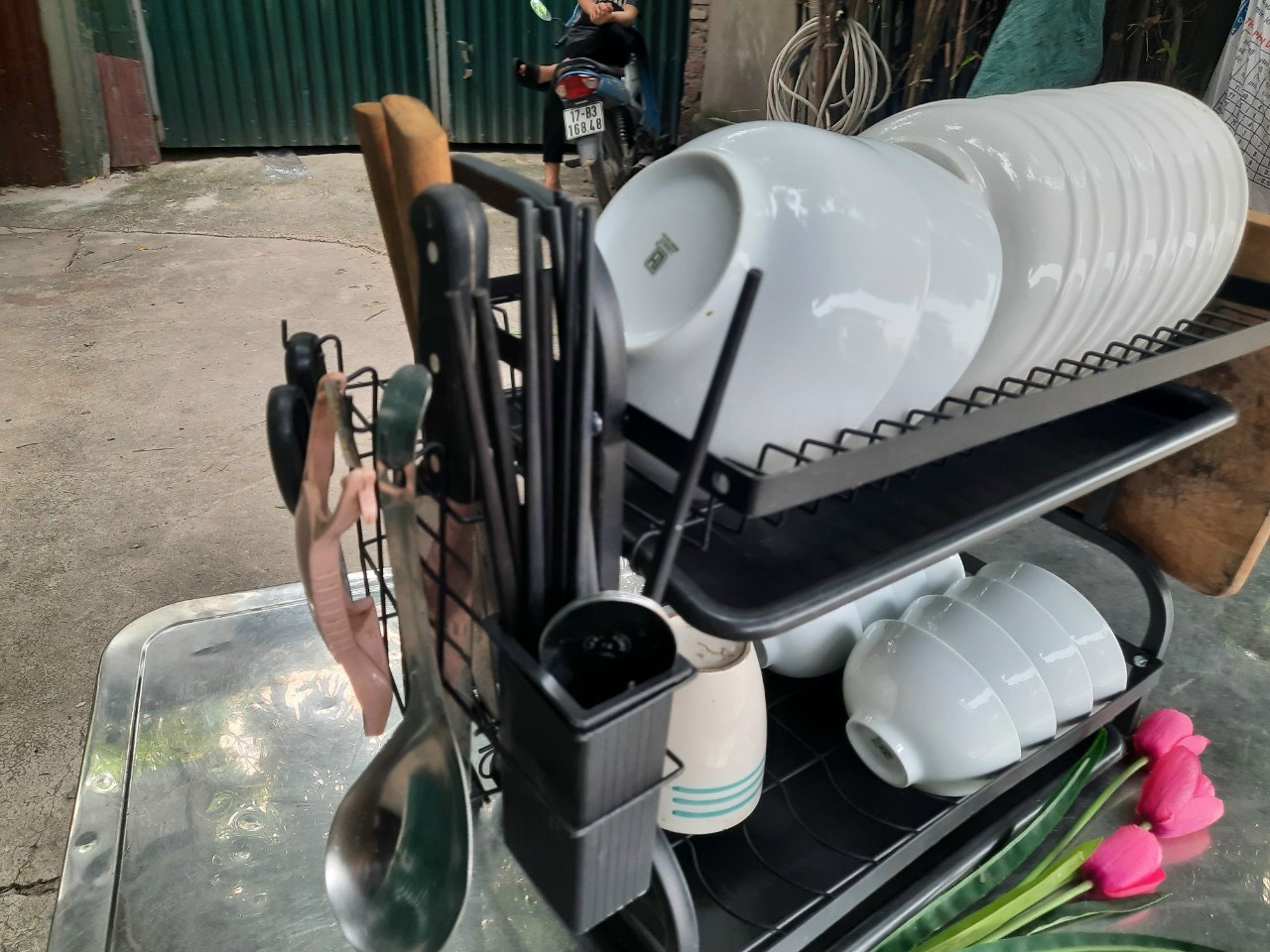 Gía úp bát đĩa 2 tầng