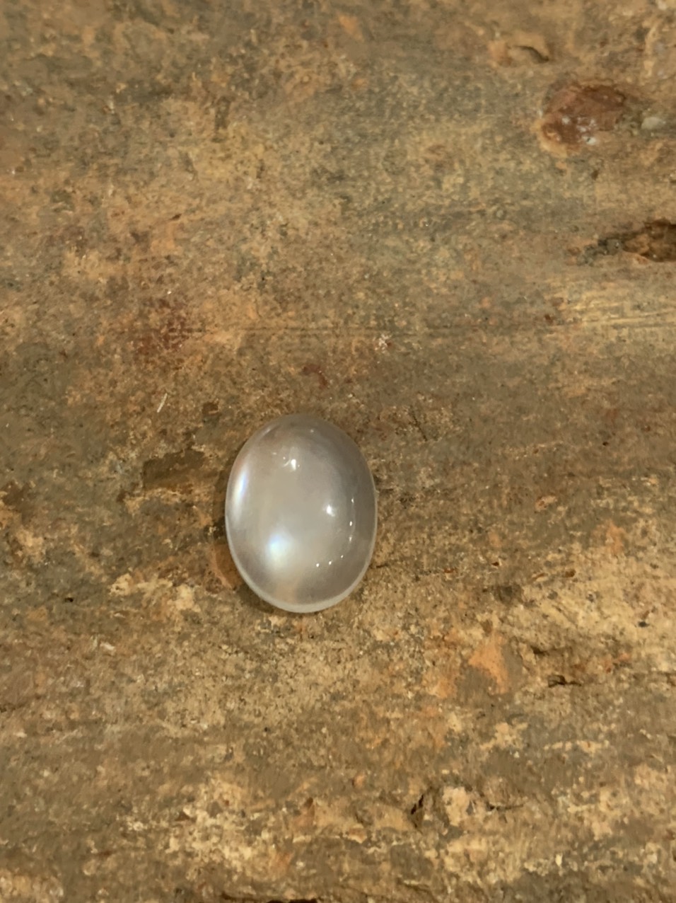 Viên đá mặt trăng (Moonstone) thiên nhiên - HA_G000487