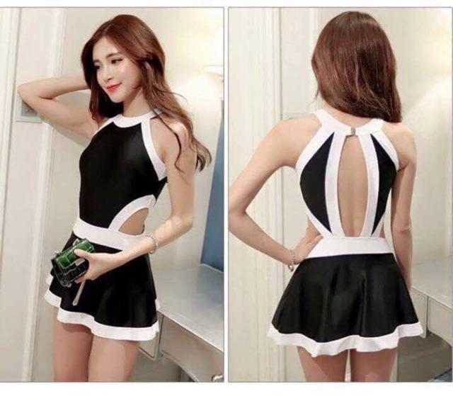 Bikini đi biển 1 mảnh váy khoét eo sành điệu