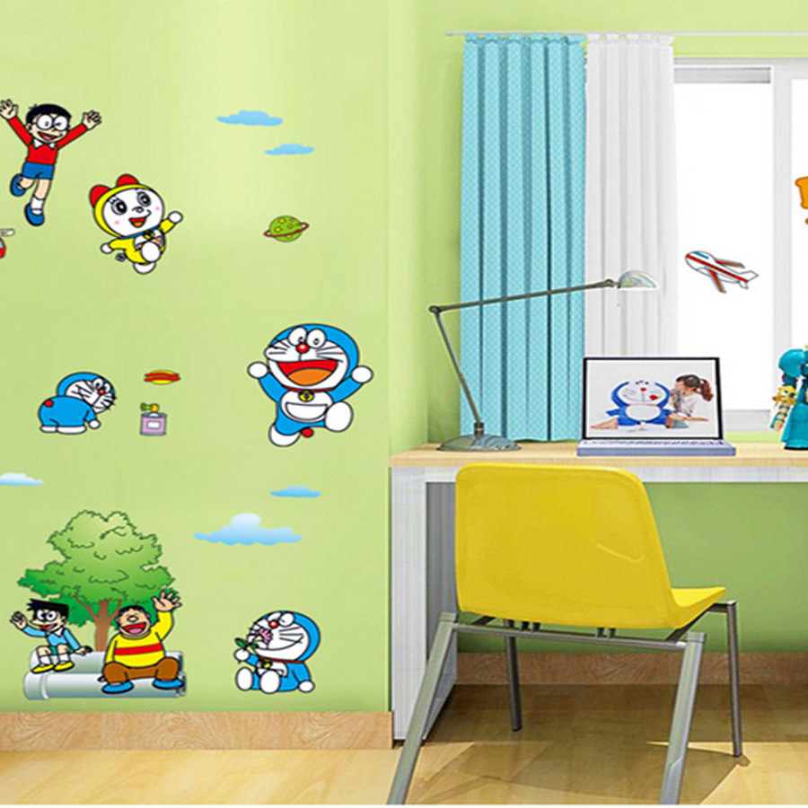 Decal dán tường doraemon và những người bạn vui chơi