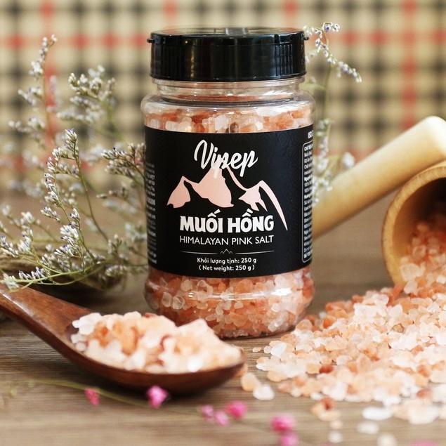 Muối hồng Himalaya nguyên hạt 100% Vipep không tạo màu, chuyên dùng sơ chế món ăn, gia vị tẩm ướp