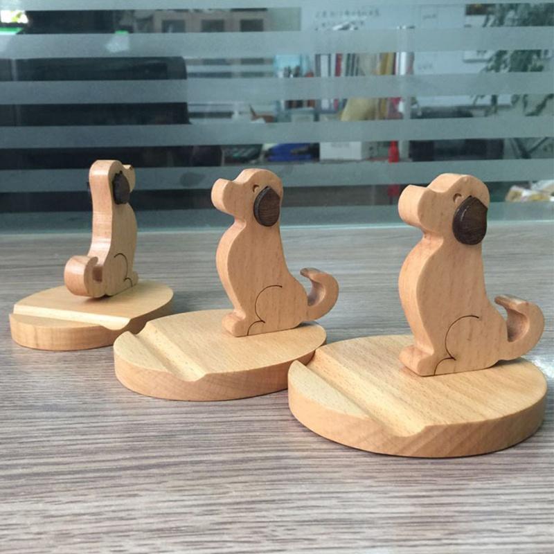Giá đỡ điện thoại để bàn hình chú chó bằng gỗ dễ thương