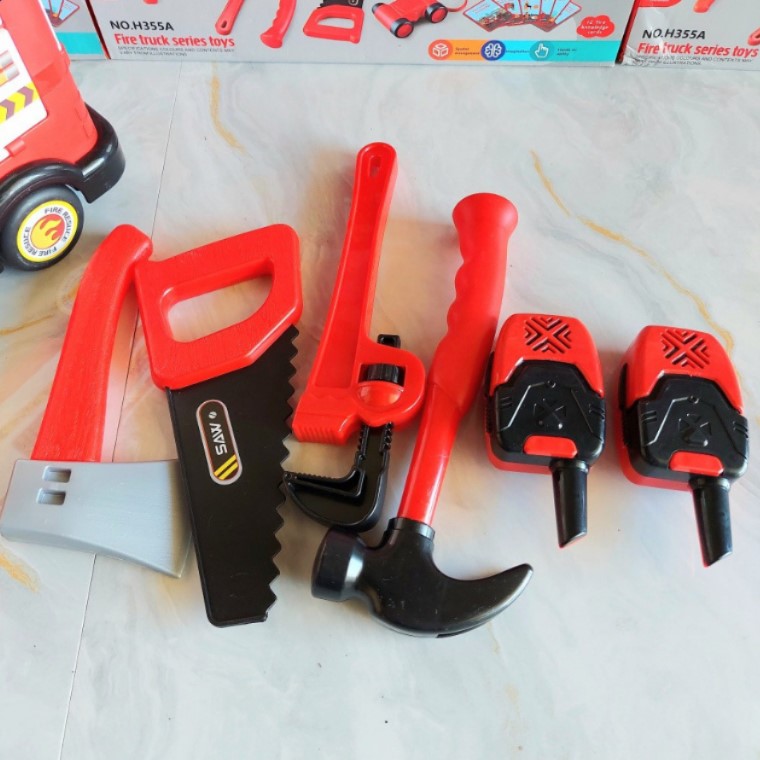 Xe cứu hỏa đồ chơi ô tô cho bé có nhạc đèn kèm dụng cụ 22 chi tiết có mũ, quà tặng sinh nhật cho bé