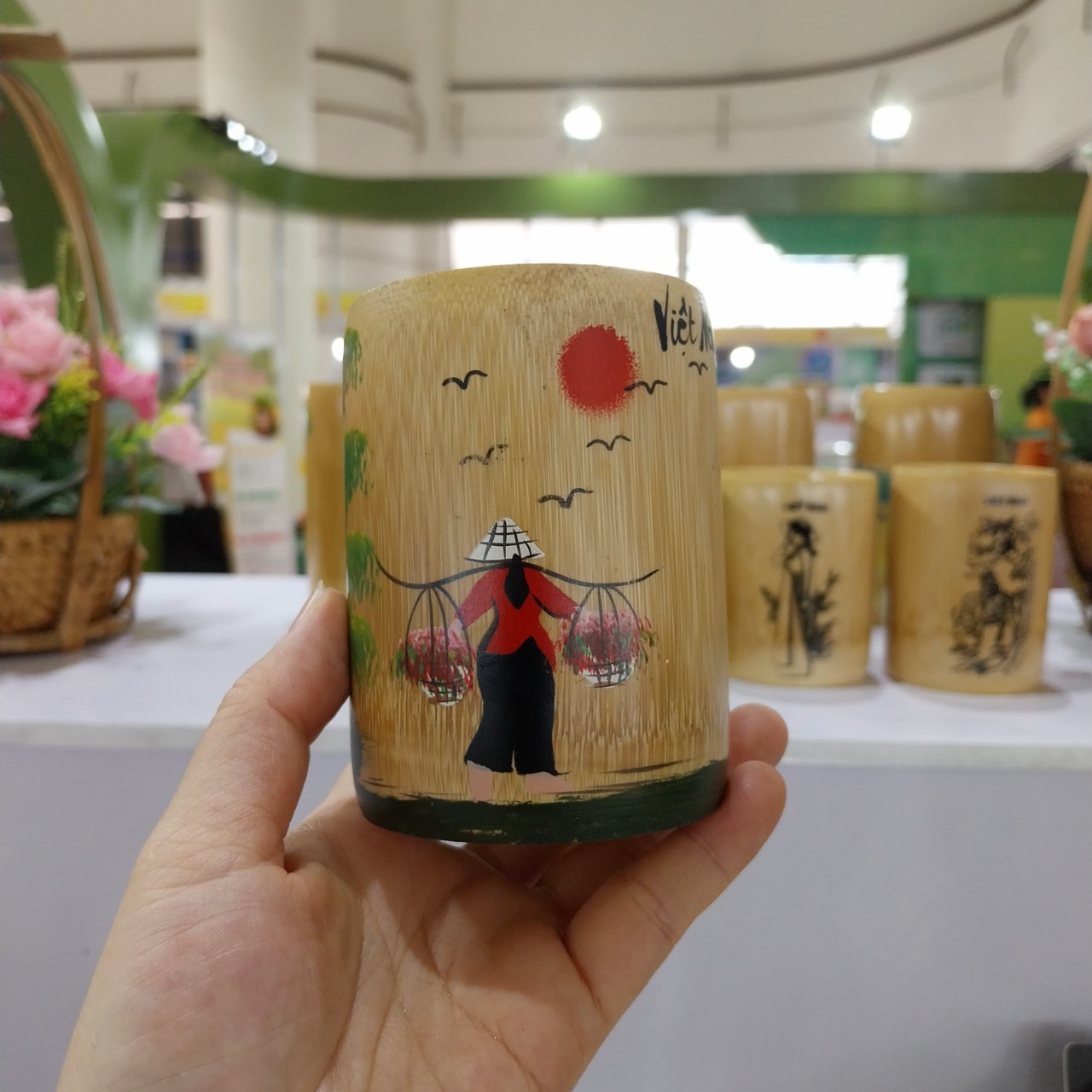Cốc Tre, Ly Tre vẽ tay phong cảnh quê hương Việt Nam, cốc đựng bút, quà tặng, trang trí, trồng cây
