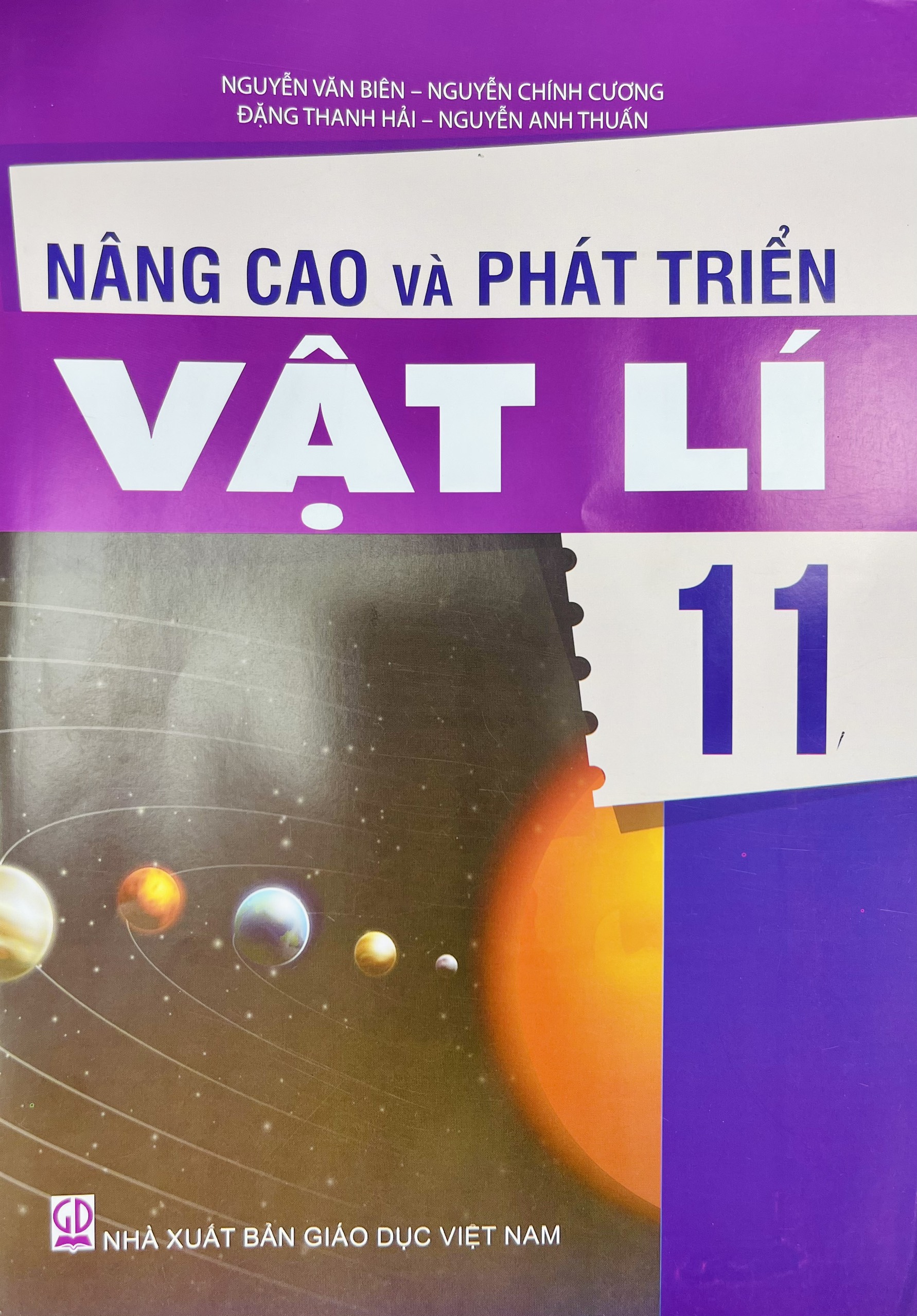 Sách - Nâng cao và phát triển Vật lí lớp 11 (HB)