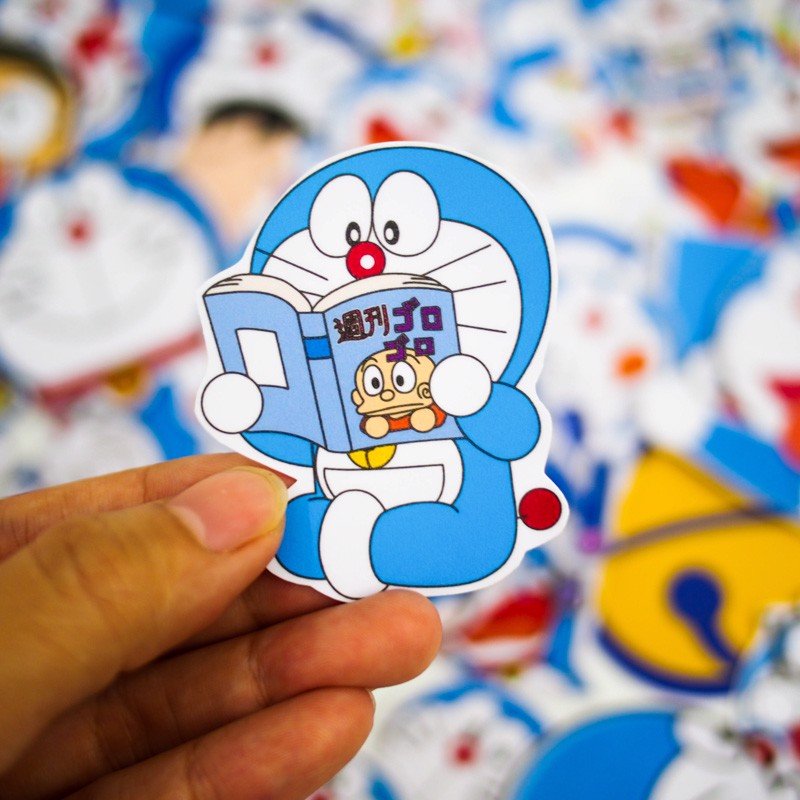 Hộp 100 Sticker hình dán Doraemon dán Laptop, Vali, Mũ bảo hiểm, Điện thoại, Xe máy