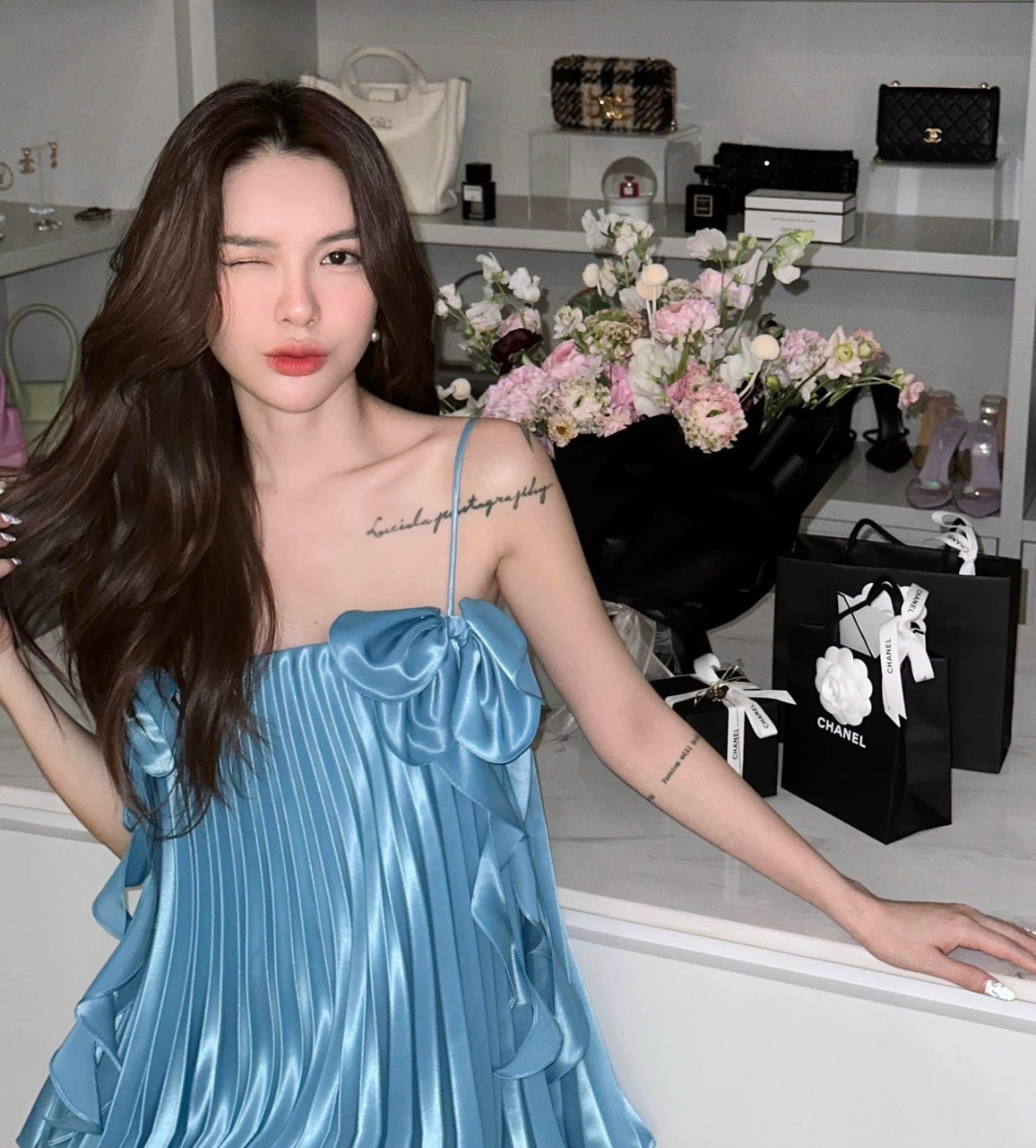ĐẦM DẬP LY 2 LỚP ĐÍNH NƠ 2 MÀU Y HÌNH