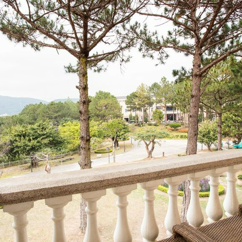 Trọn Gói 3N2D Tại Dalat Edensee Lake Resort 5*. Bao Gồm Ăn Sáng. Tiễn Sân Bay 1 Lượt. Miễn Phí Chèo Thuyền Kayak và Bắn Cung.