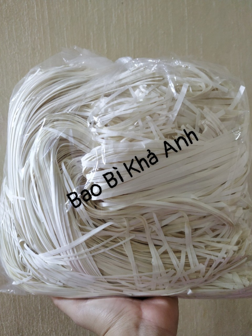 Rơm giấy vụn LÓT giỏ Quà TẾT 2023 Hàng đẹp siêu sáng giỏ quà 500gram với 1kg - Bao Bì Khả Anh