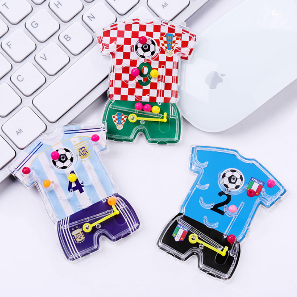 Đồ chơi Fidget Football Spinner bằng nhựa và 01 đồ chơi Pinball cầm tay mini mang áo cầu thủ bóng đá World Cup 2021 giúp vui chơi, giảm căng thẳng