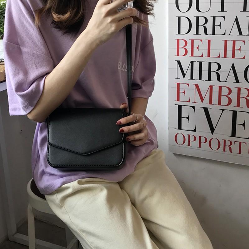 Túi xách nữ dáng vuông phong cách cổ điển