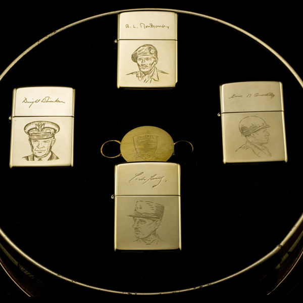 Bật Lửa Zippo Gift Set 1993 - D-Day Normandy 50 Year Allied Heroes