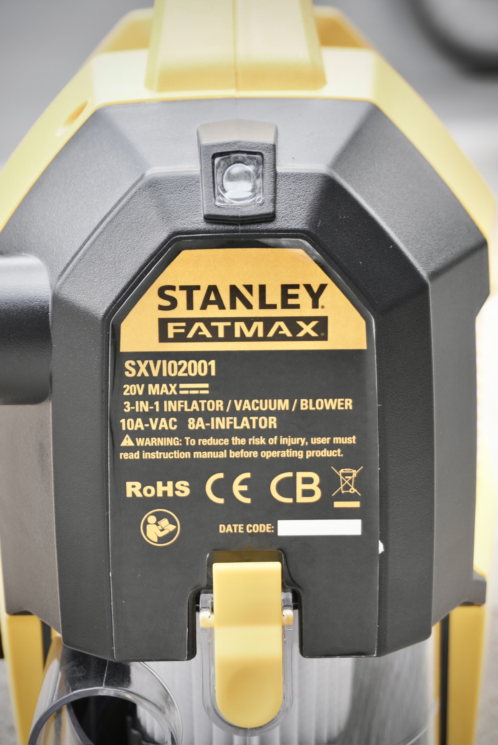 Máy bơm hơi đa năng dùng pin kèm tính năng thổi và hút bụi hiệu STANLEY Model SXVI02001-3 trong 1- HÀNG CHÍNH HÃNG