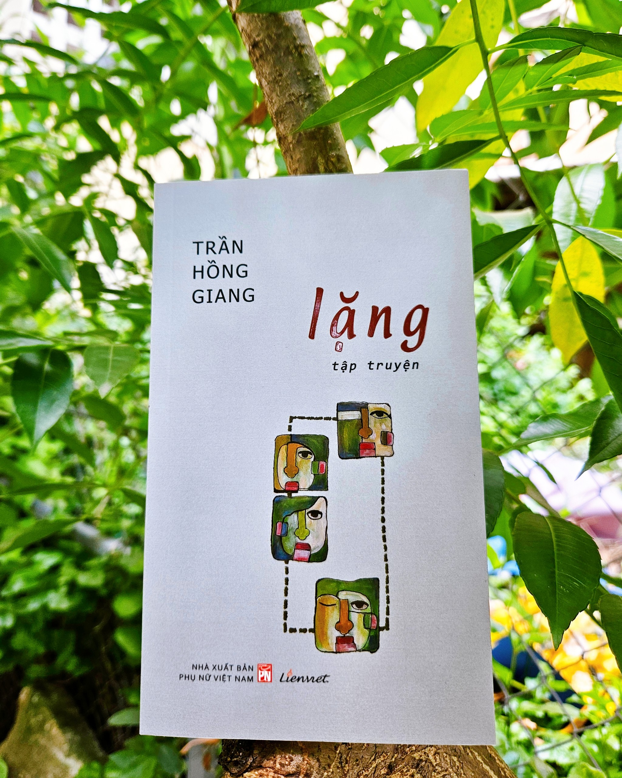 Lặng (Tập truyện)