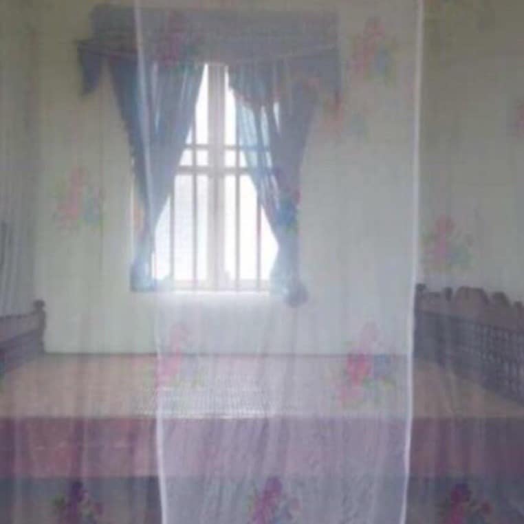 MÀN TUYN HOA VUÔNG MỘT CỬA CHẤT SIÊU ĐẸP
