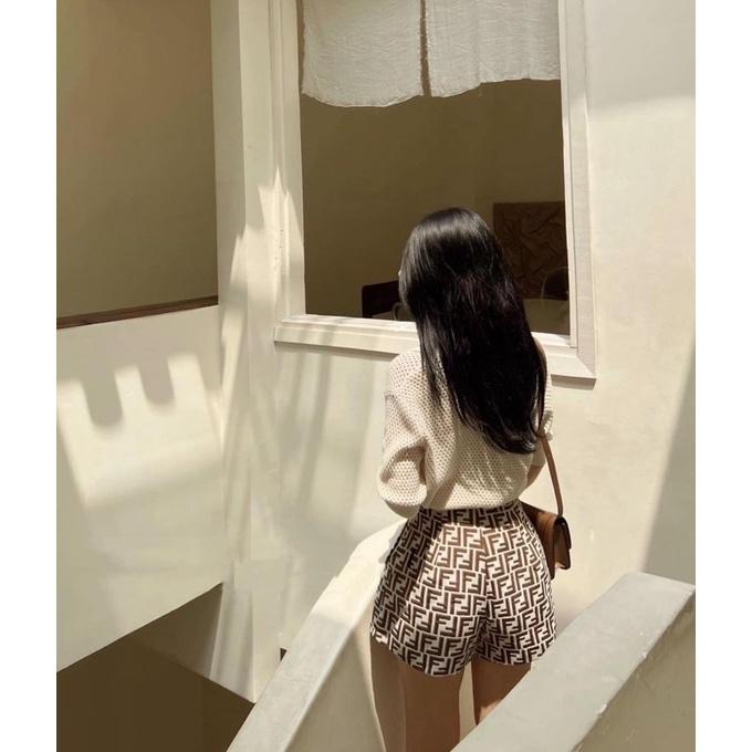 Áo polo ren đan + Quần short ống rộng monogram