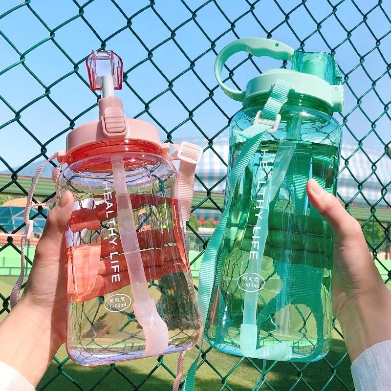 Sức Chứa Lớn 2000ML Nước Hoạt Hình Di Động Thể Thao Chai Có Ống Hút Cắm Trại Đi Xe Đạp Nhựa Dẻo Du Lịch Nước Drinkware