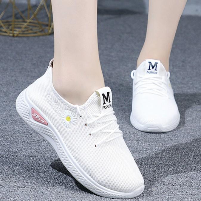 Giày Sneaker nữ thể thao hoa cúc Chữ M Fashion