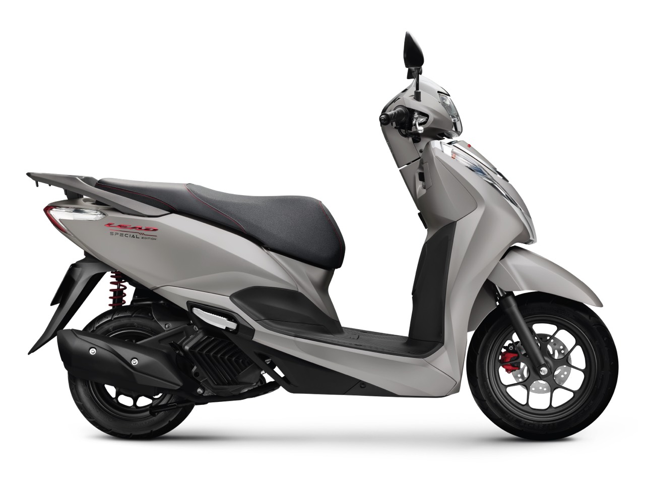 COMBO ỐP PHỤ KIỆN TRANG TRÍ DÙNG CHO XE LEAD 2022 2023 CACBON ( 6 MÓN : THẢM, CHE PÔ, BẦU E , KÉT NƯỚC , LỐC NHỎ , CẢN )