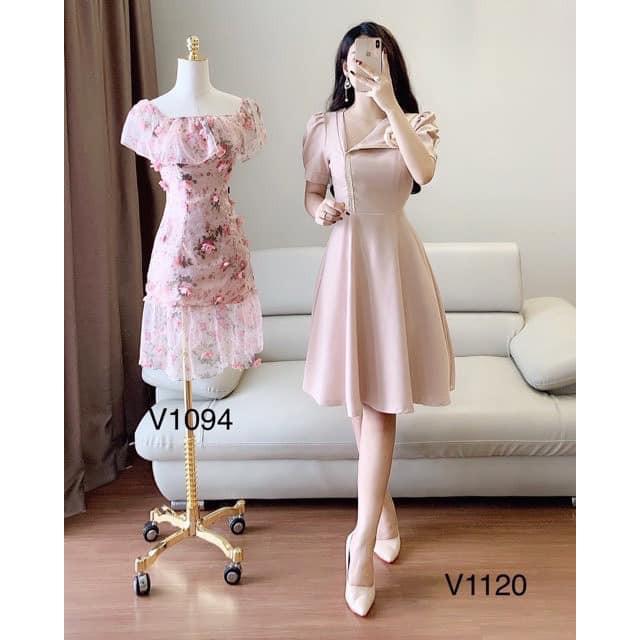 Váy thiết kế cài hoa ngực