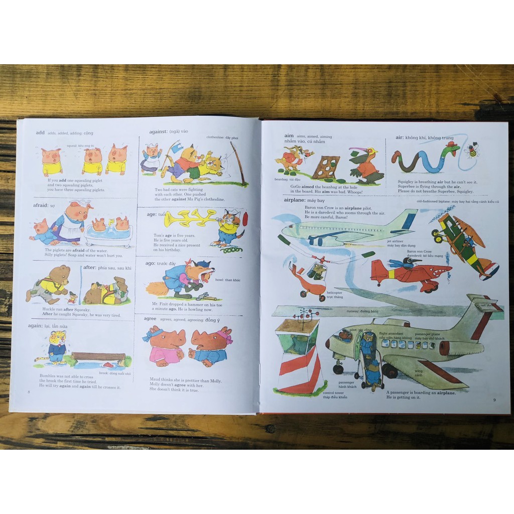 Richard Scarry's Best Dictionary Ever Từ điển tiếng anh cho bé