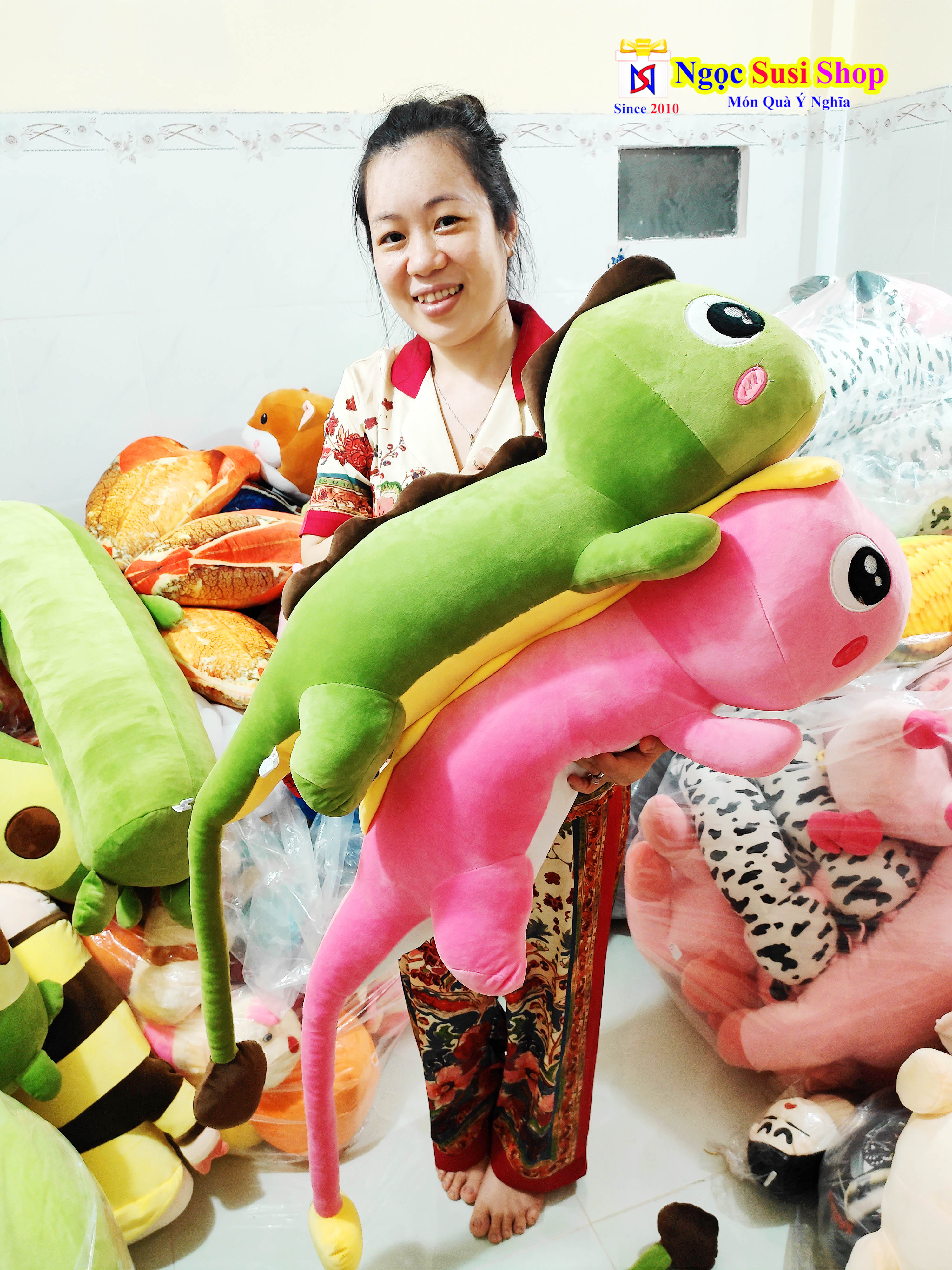 THÚ BÔNG KHỦNG LONG MẮT LỒI KHỔNG LỒ