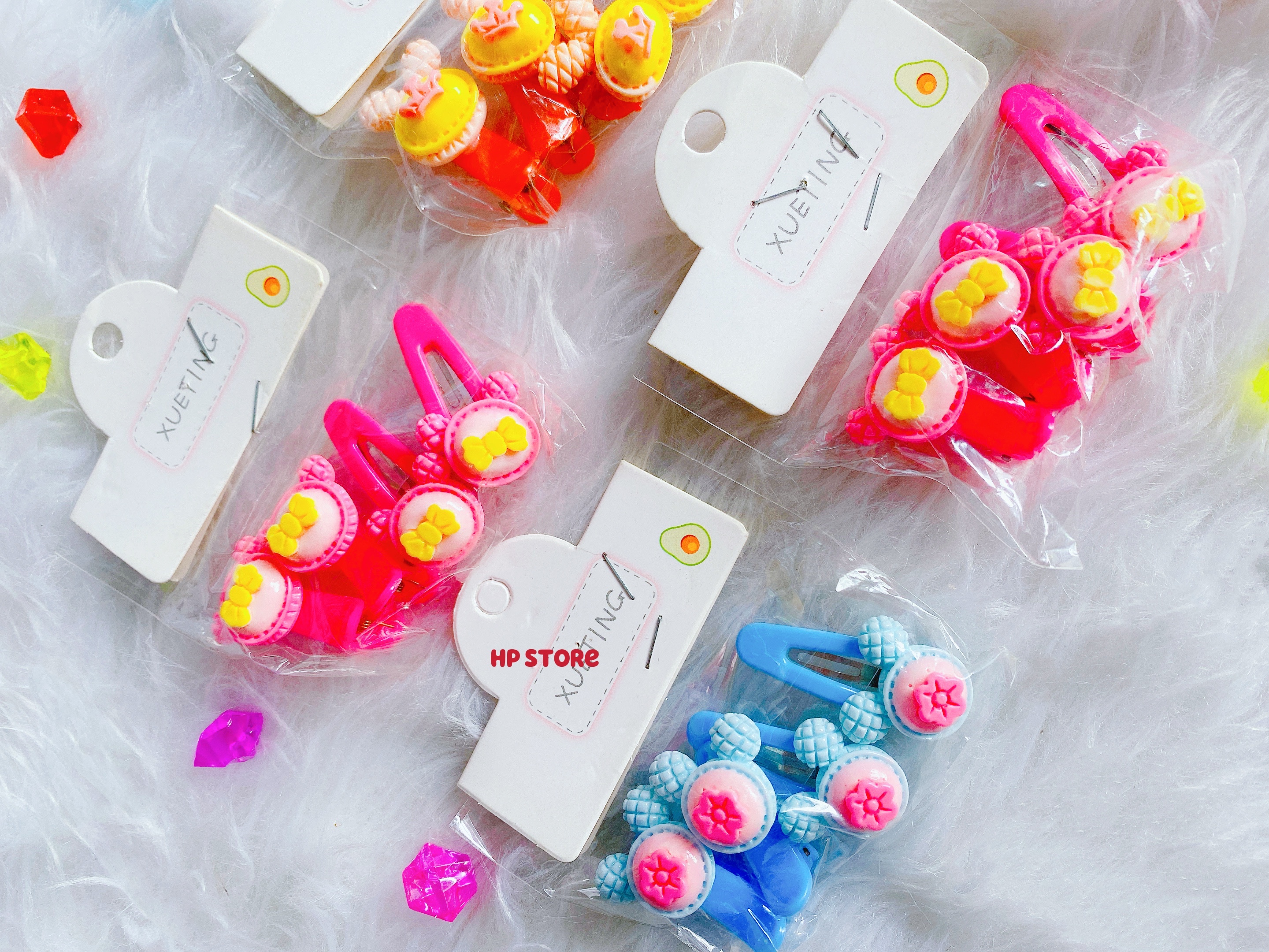 ️Set Bộ 4 Kẹp Tóc Mickey, Thỏ, Nấm, Bánh Ngọt Màu Sắc Xinh Xắn Bé Gái Phù Hợp Đi Học, Đi Chơi,...