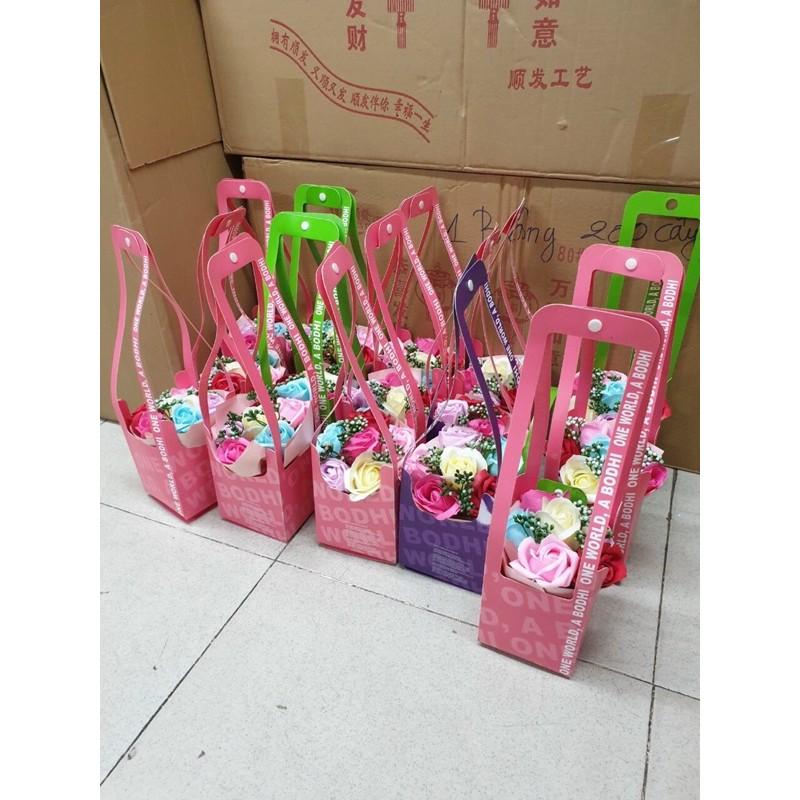 GIỎ HOA HỒNG SÁP THƠM 6 BÔNG