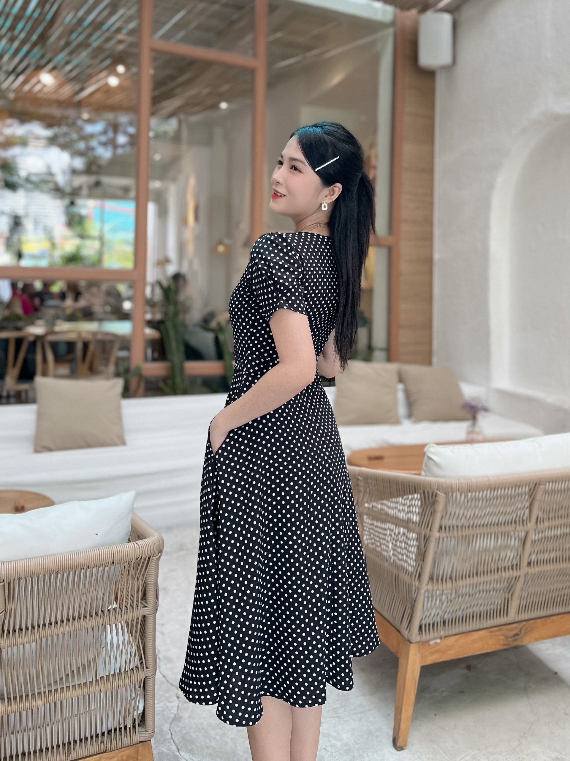 ĐẦM XÒE PHỐI HỌA TIẾT CHẤM BI CAO CẤP