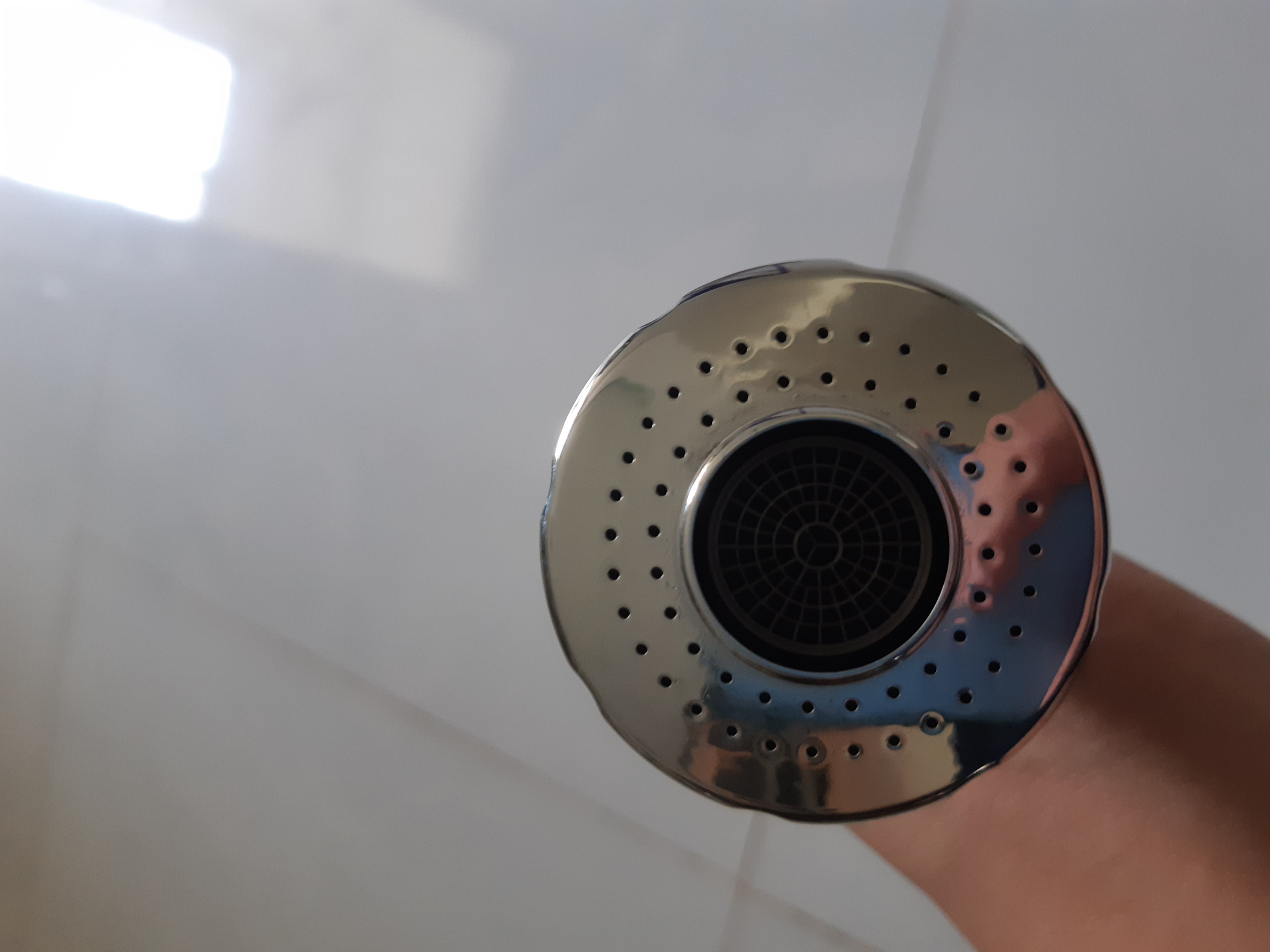 Đầu nối vòi rửa chén bát tăng áp xoay 360 độ