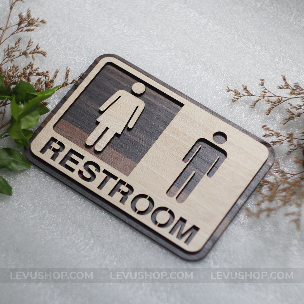 Bảng Restroom Gỗ dán tường LEVU TL01