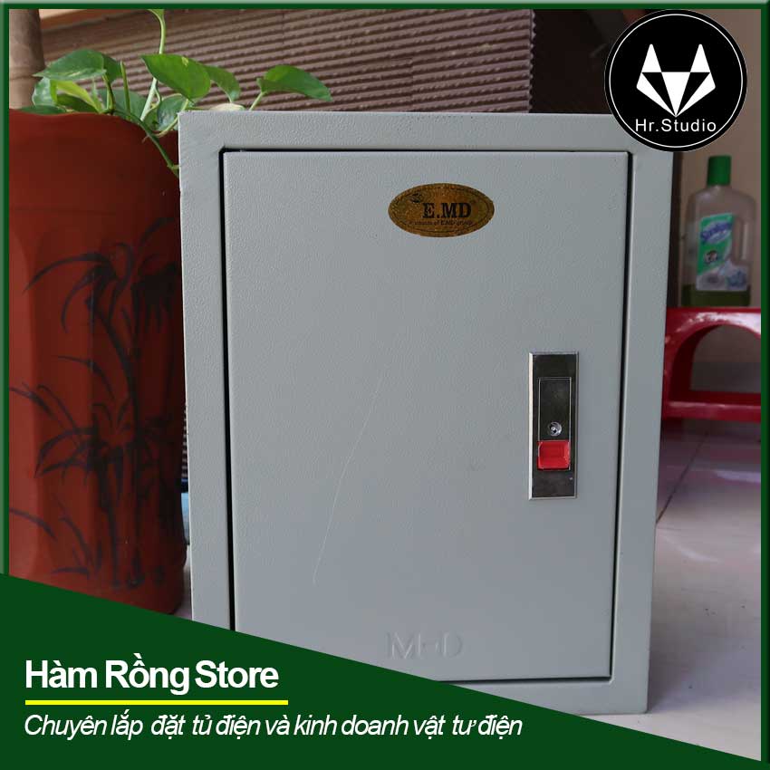 Vỏ tủ điện nổi EMD sơn tĩnh điện 30x20x15 công nghiệp sơn màu xám