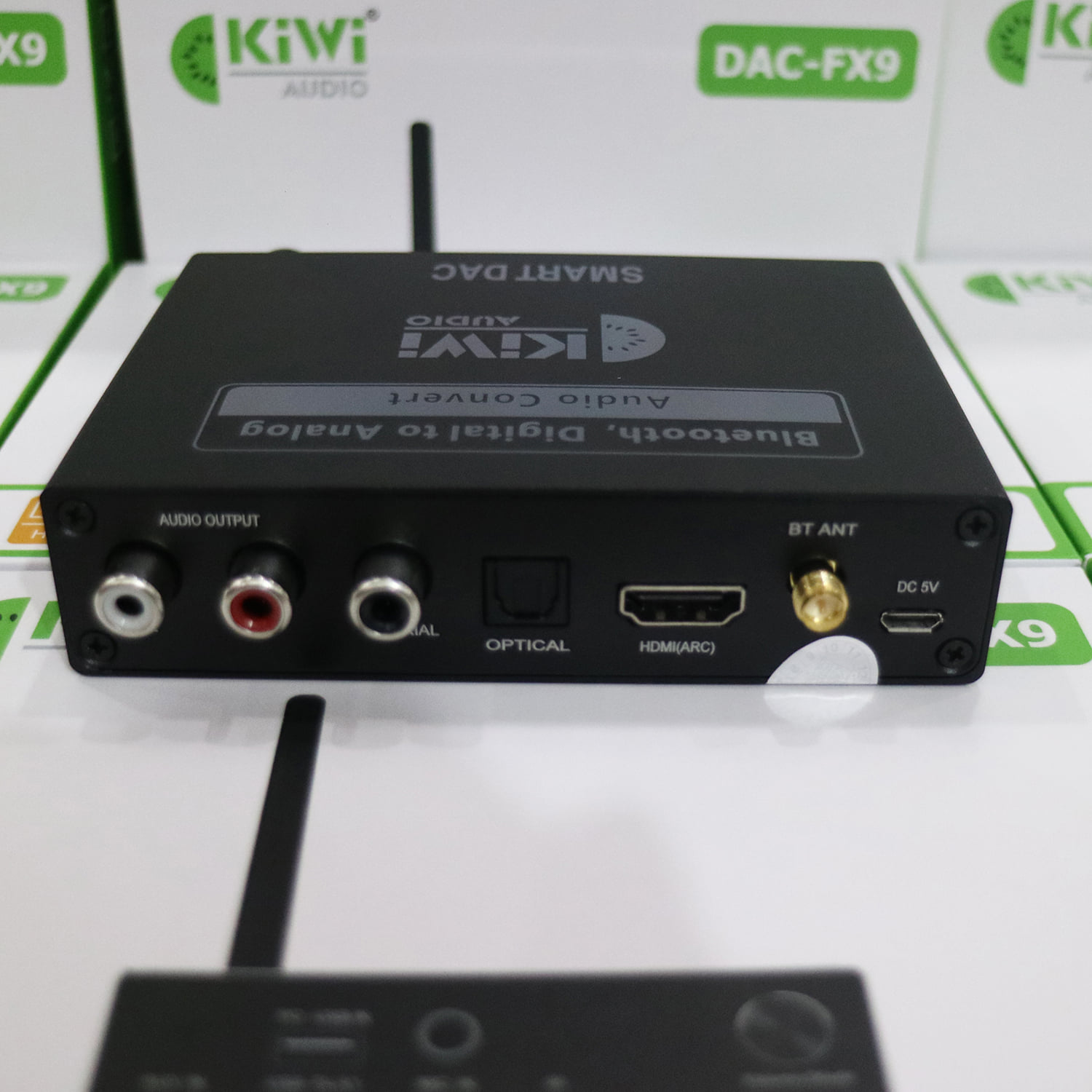 DAC Kiwi FX9 _ Bộ chuyển đổi tín hiệu âm thanh số, tích hợp cổng micro, bảo hành 12 tháng, hàng chính hãng