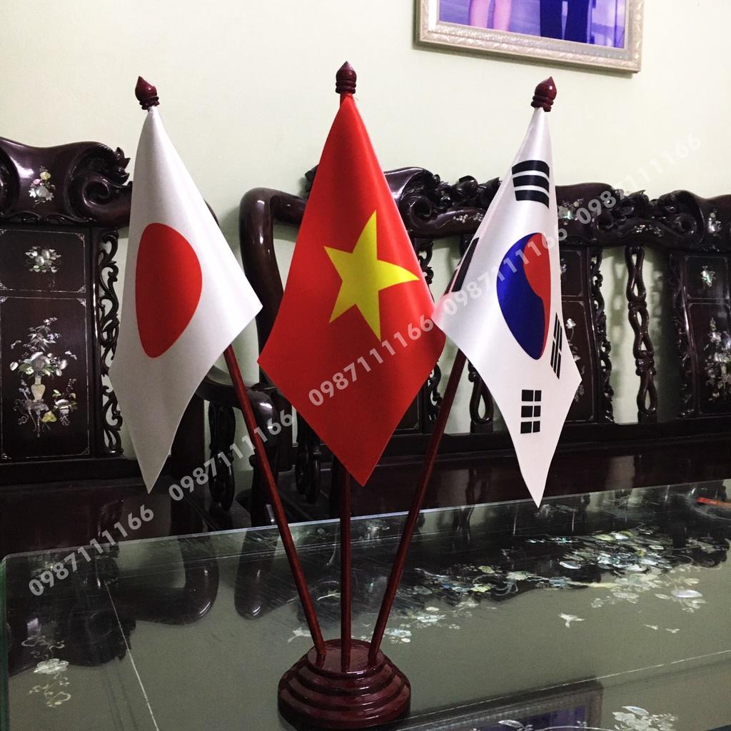 Bộ cờ để bàn đế gỗ