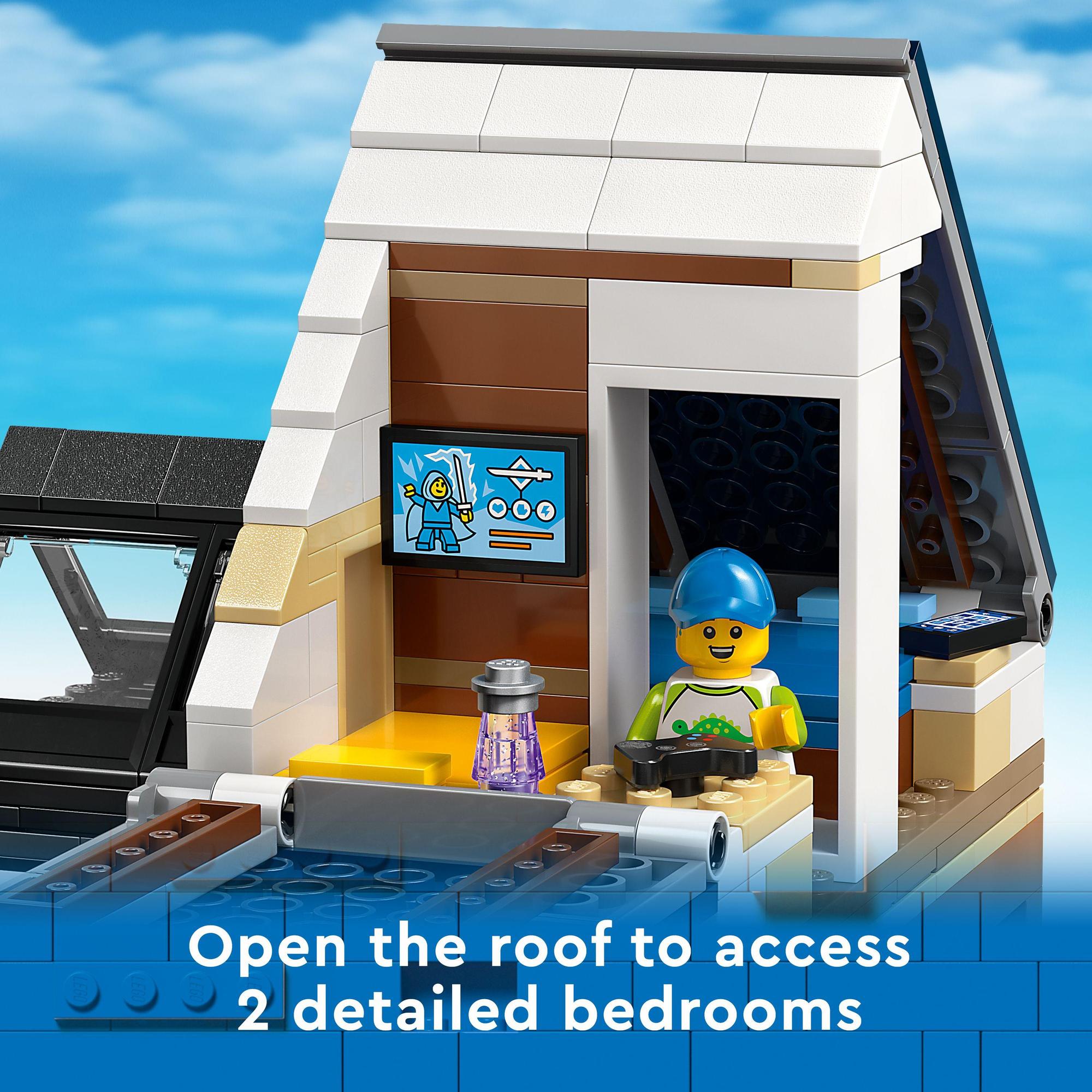 LEGO City 60398 Đồ chơi lắp ráp Ngôi nhà gia đình và xe điện