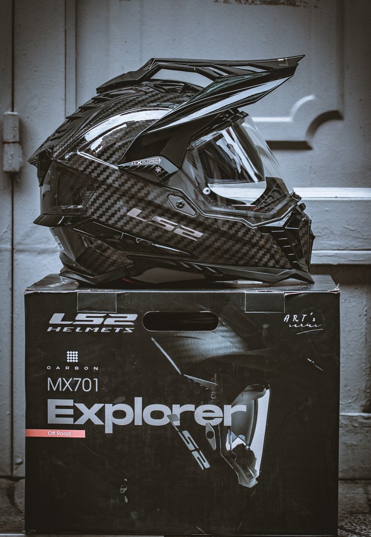 Mũ Cào Cào LS2 MX701 Explorer Carbon