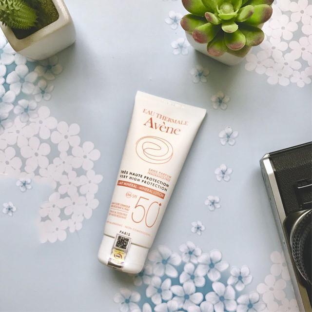 Kem Chống Nắng Avène Very High Protection Mineral Lotion SPF 50+ 100ml