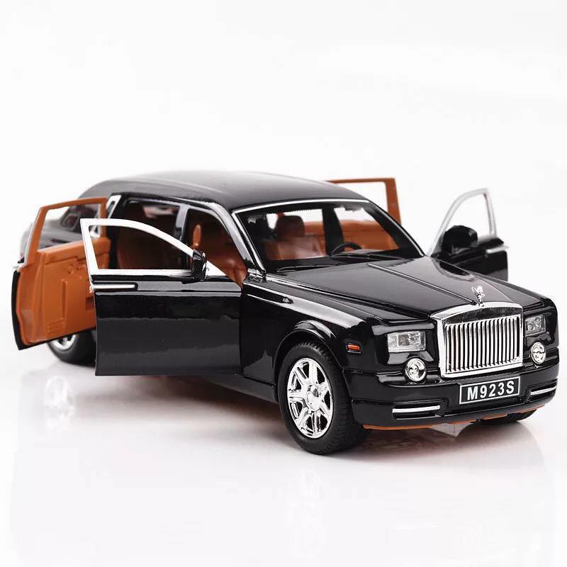 Mô hình xe Rolls Roycle Phantom 1:24 hiệu XLG - M923S-6 (đen)