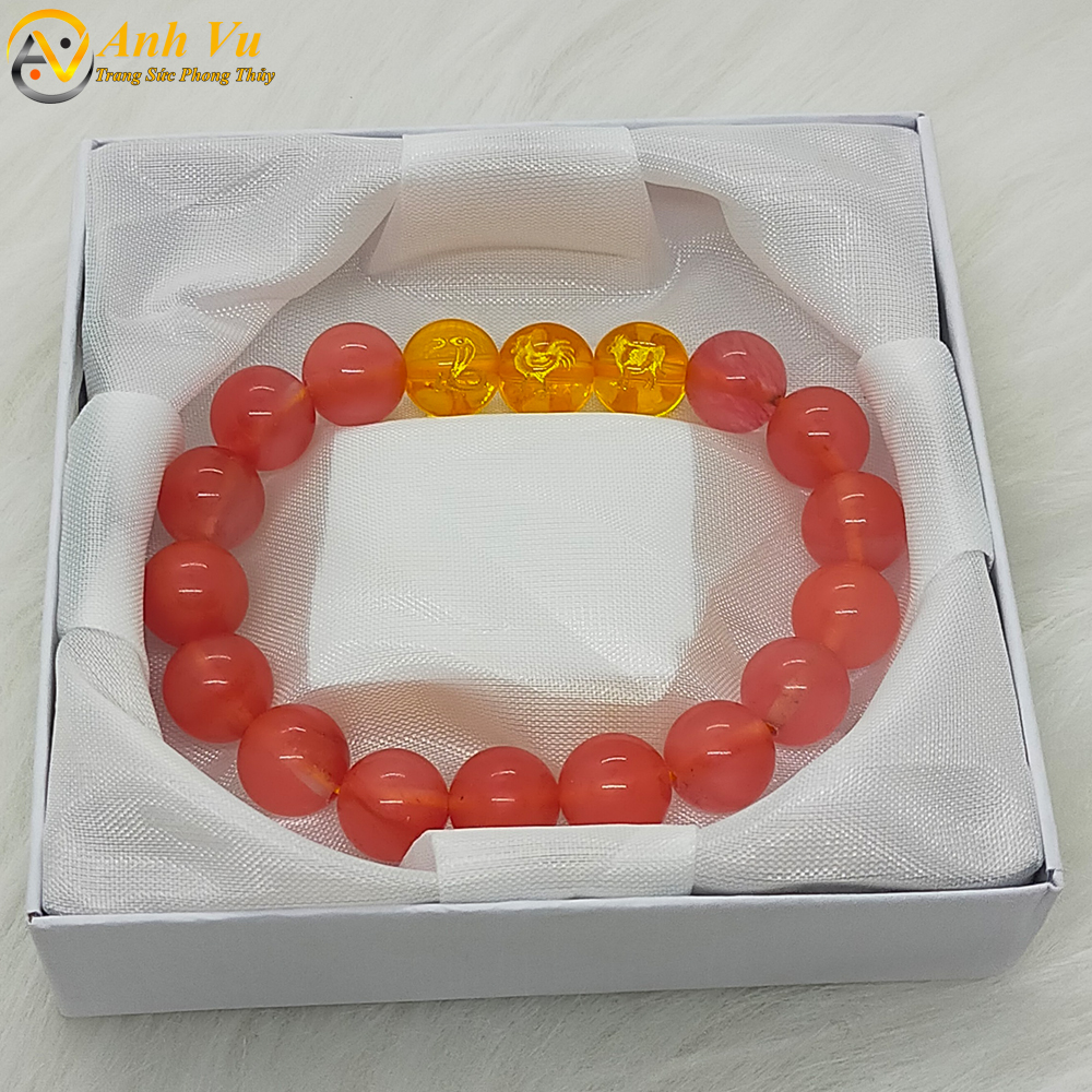 Vòng tay phong thủy cho nữ mệnh hỏa - Vòng tam hợp tỵ dậu sửu mã não đỏ - May mắn tài lộc