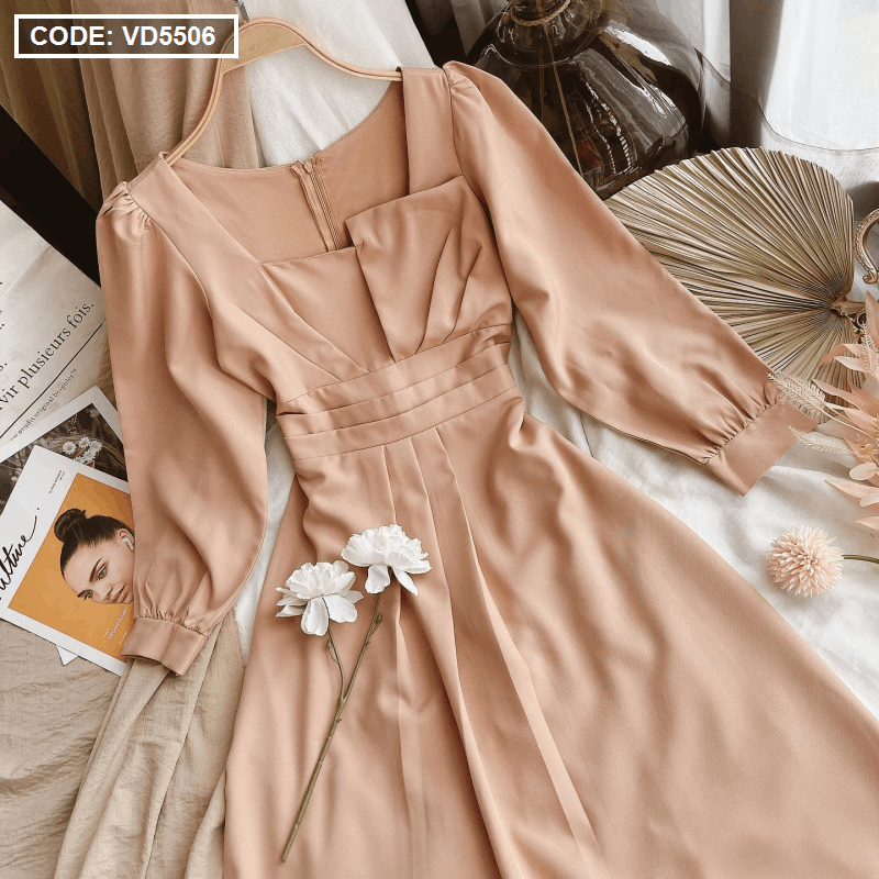 Đầm dáng xòe kiểu bo eo