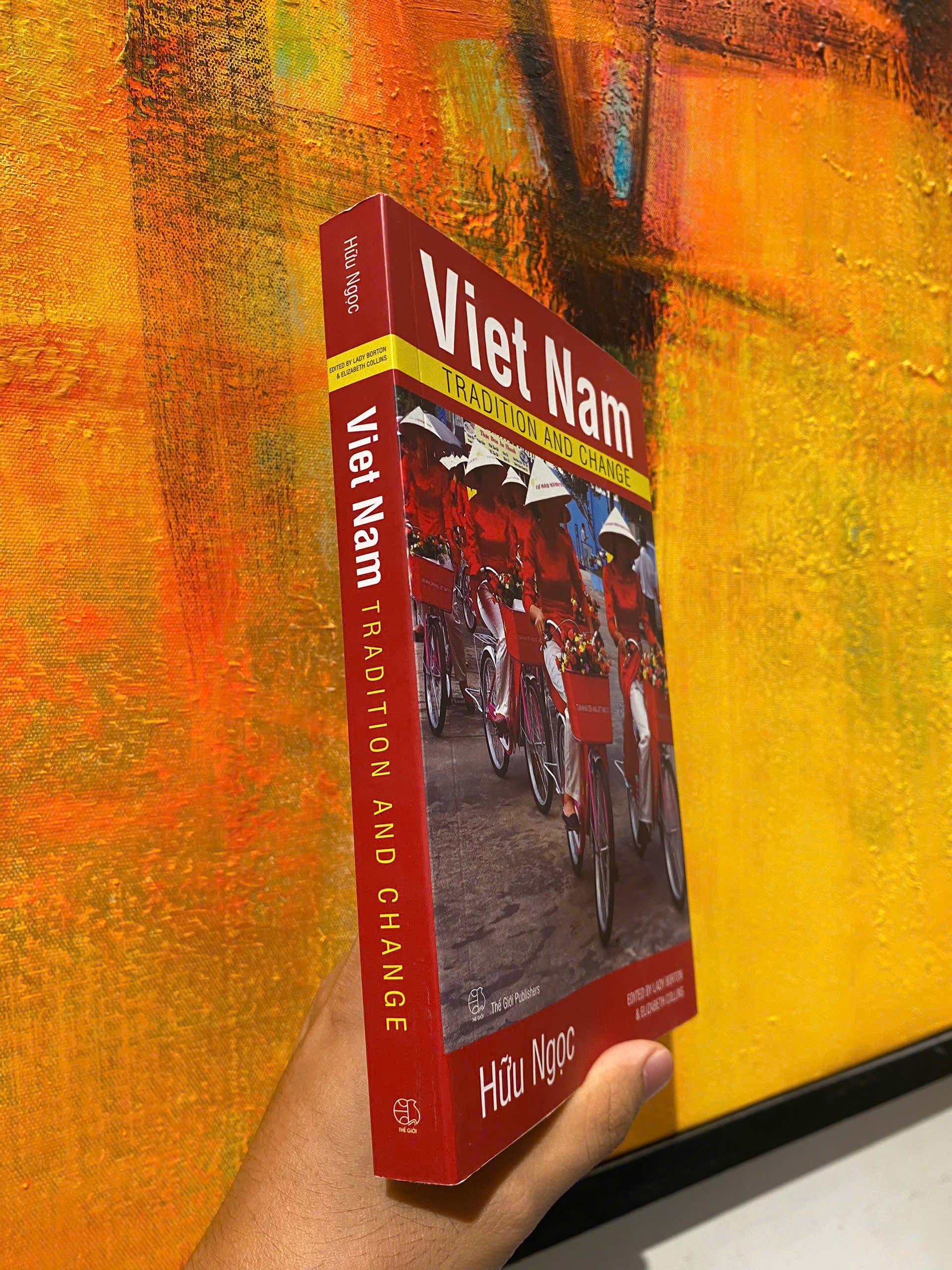 Sách - Vietnam Tradition And Change by Hữu Ngọc - Vietnamese Cultural  Tradional Book