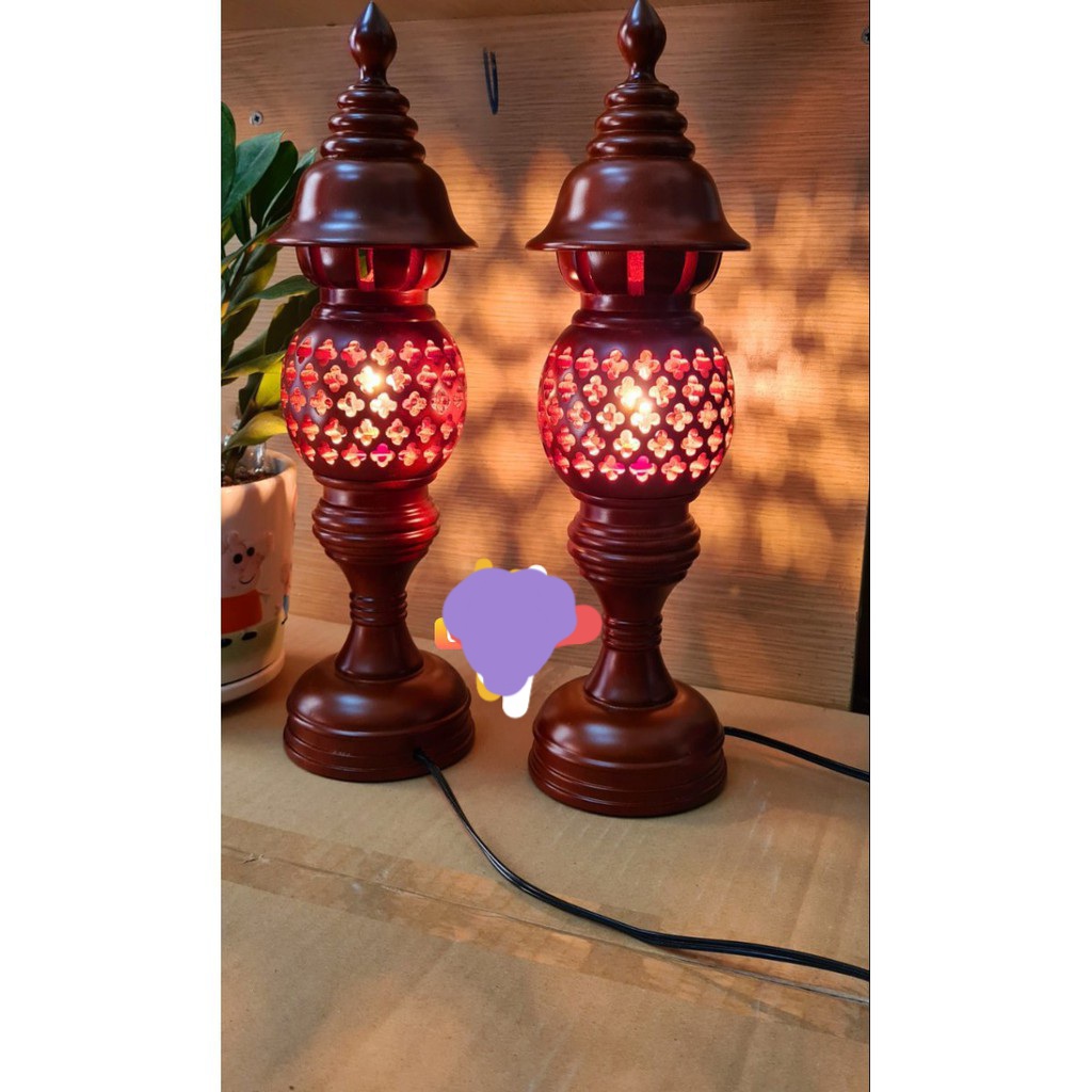 Bộ đôi đèn thờ hình quả dứa bằng gỗ hương kt cao 45cm