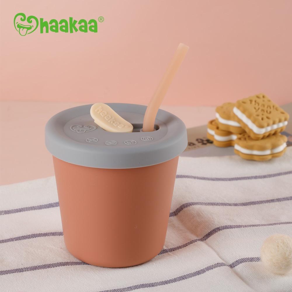 Cốc uống nước cho bé Haakaa. Chất liệu silicone cao cấp, an toàn. Không chứa BPA, PVC và phthalate